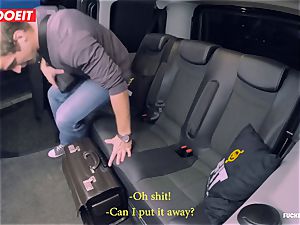 hot Czech honey pulverizes the Driver to come back her Luggage